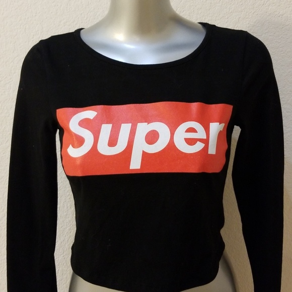 "Super" long sleeve crop top - Picture 2 of 4